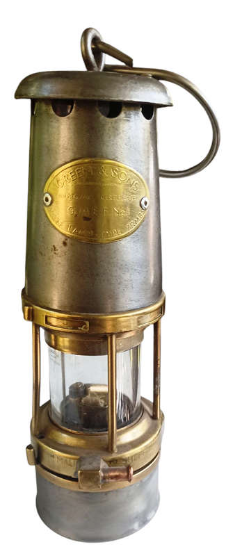 Vintage "The Wolf no 7" -Sheffield Mining lamp-stamped no 70-original and complete