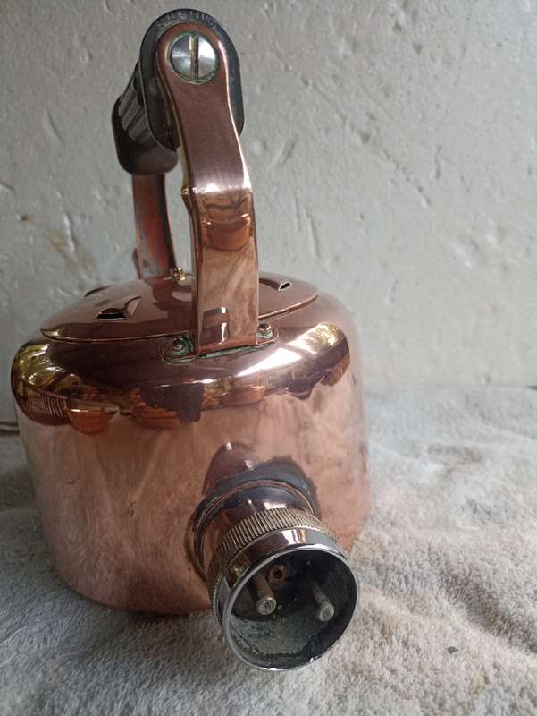 Nice vintage Art Deco style 220 v Swan Brand Bulpit Birmingham England Copper kettle