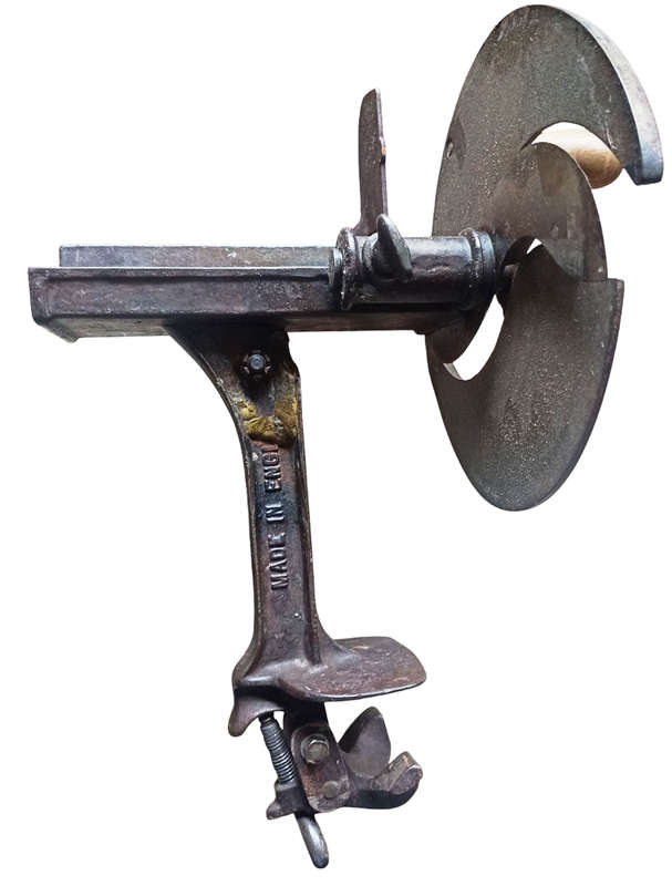 Vintage Beatrice  no 2675 B table mount Meat Slicer-Made in England-good and working