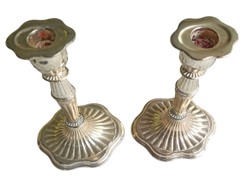 Beautiful pair of quality Silver Plated Candelabra-H21cm, BD 12.5 x10cm-good condition