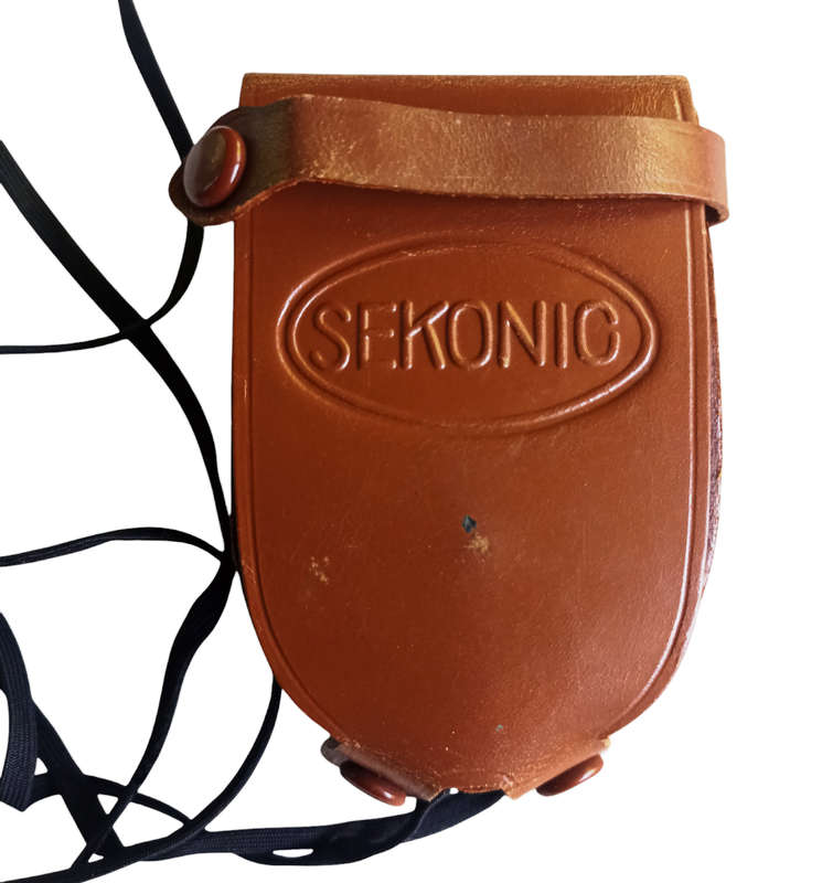 Vintage Sekonic L-II Universal Exposure Meter with leather pouch and carry strap-Workng