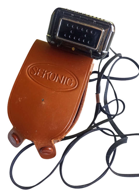 Vintage Sekonic L-II Universal Exposure Meter with leather pouch and carry strap-Workng