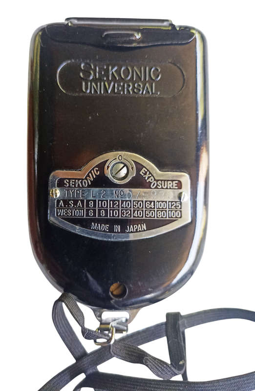 Vintage Sekonic L-II Universal Exposure Meter with leather pouch and carry strap-Workng
