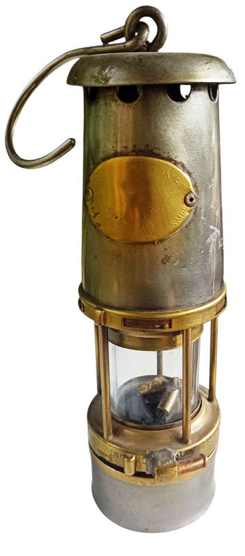 Vintage "The Wolf no 7" -Sheffield Mining lamp-stamped no 101-original and complete