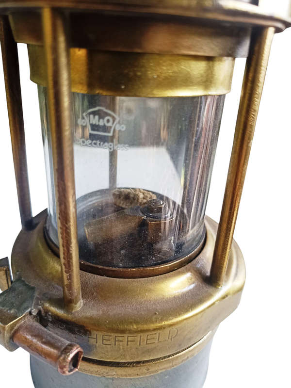 Vintage "The Wolf no 7" -Sheffield Mining lamp-stamped no 101-original and complete
