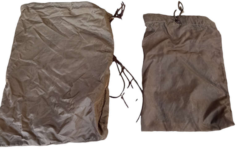 2 Old SA Army small Toiletries bags - sell per bag and not as a lot-good condition