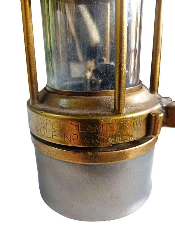 Vintage "The Wolf no 7" -Sheffield Mining lamp-stamped no 101-original and complete