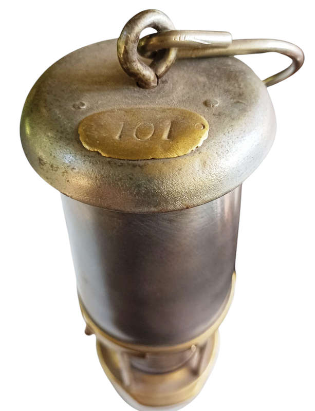 Vintage "The Wolf no 7" -Sheffield Mining lamp-stamped no 101-original and complete