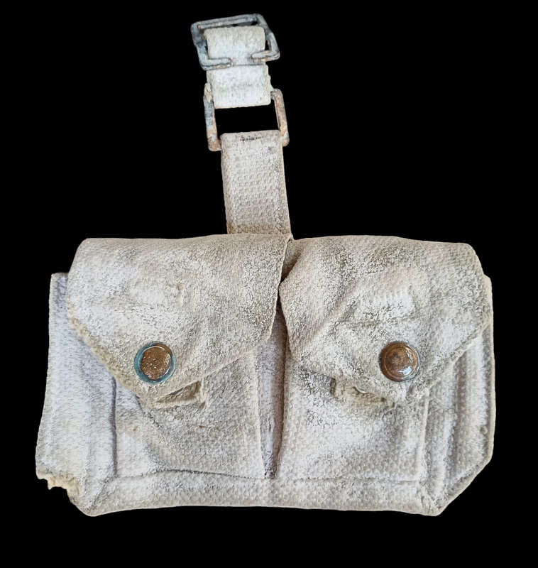 Old Army small white "ammunition" pouch