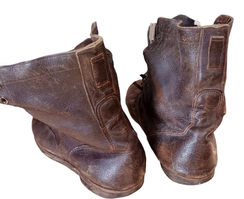 Old Army pair of Leather Boots-well used with lots of character