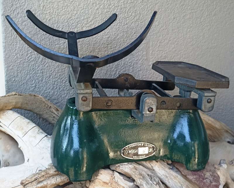 Old shop FJ Thornton & Co Ltd Birmingham to weigh 20lbs Scale -very good and in  working condition
