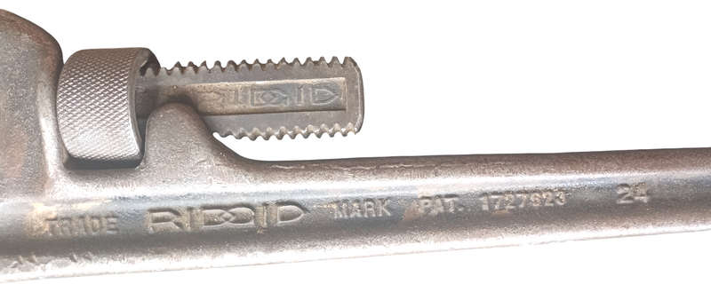 Vintage Big RIDGID Heavy Duty 24 " 61 cm Pipe Wrench in good condition