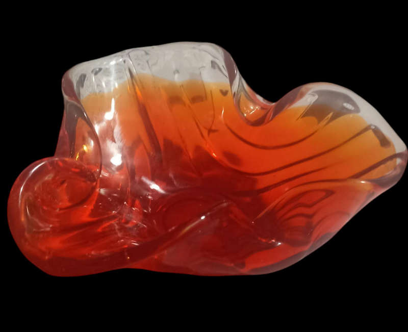Red Murano Glass Ashtray -no chips/cracks-good condition. Dia. 17 cm x 16 x cm x 7 cm