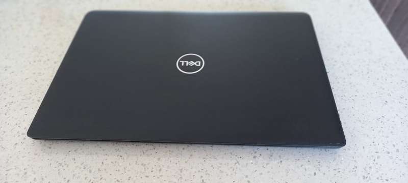 Dell Latitude 3500 with free Targus Carry Bag