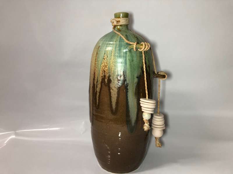 LARGE VINTAGE POTTERY VASE - 43CM