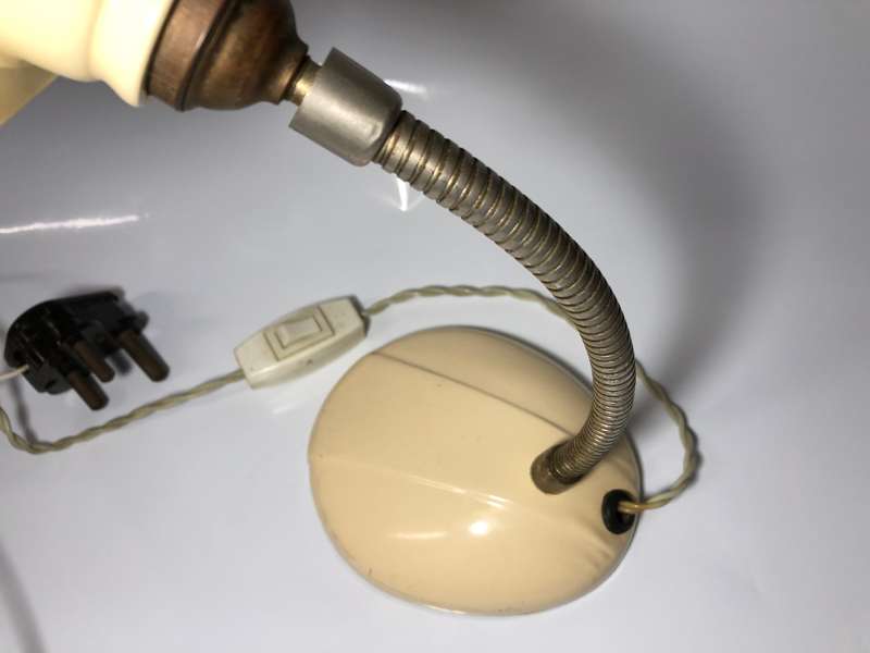 VINTAGE METAL WORK LIGHT - NOT TESTED