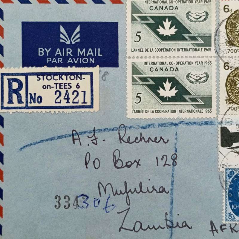 Registered airmail cover Canada to Zambia 1966 backstamped Mufulira & Ndola with 7 Canadian stamps