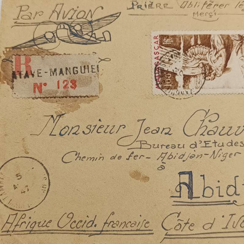 Airmail cover front 1947 Madagascar to Abidjan to Ivory Coast - rare registered label
