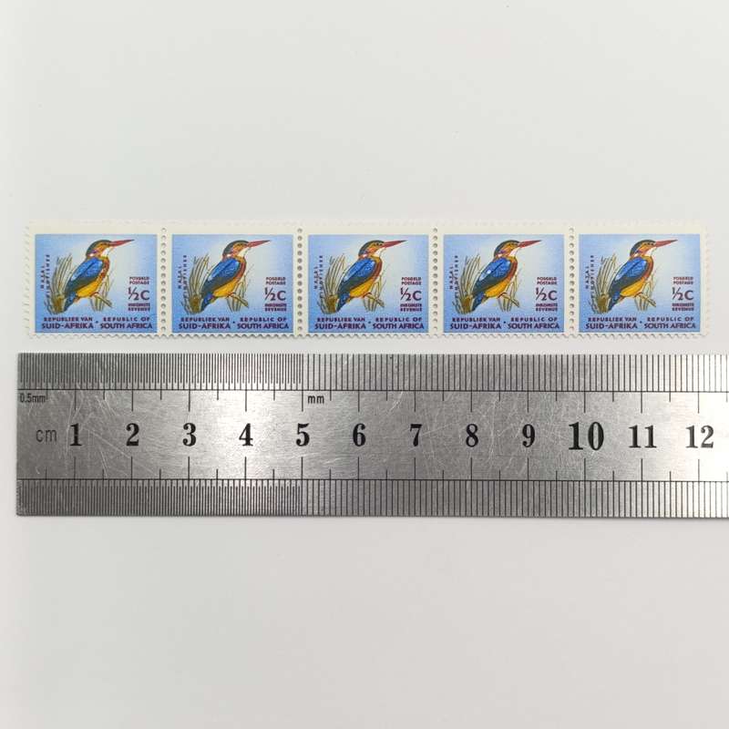 Republic of South Africa SACC 197 - 31 May 1961 definitive issue 1/2 cent stamp - strip of 5 with wh
