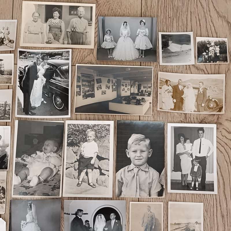 Lot of 45 vintage photos taken in South Africa - Brand family mentioned - some mining photos