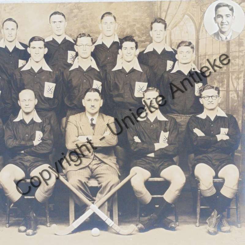 1956 W.P Country Districts Hockey team photo with names