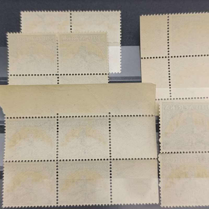 Blocks of all variations of mint stamps SACC 57 - large, medium and small printings