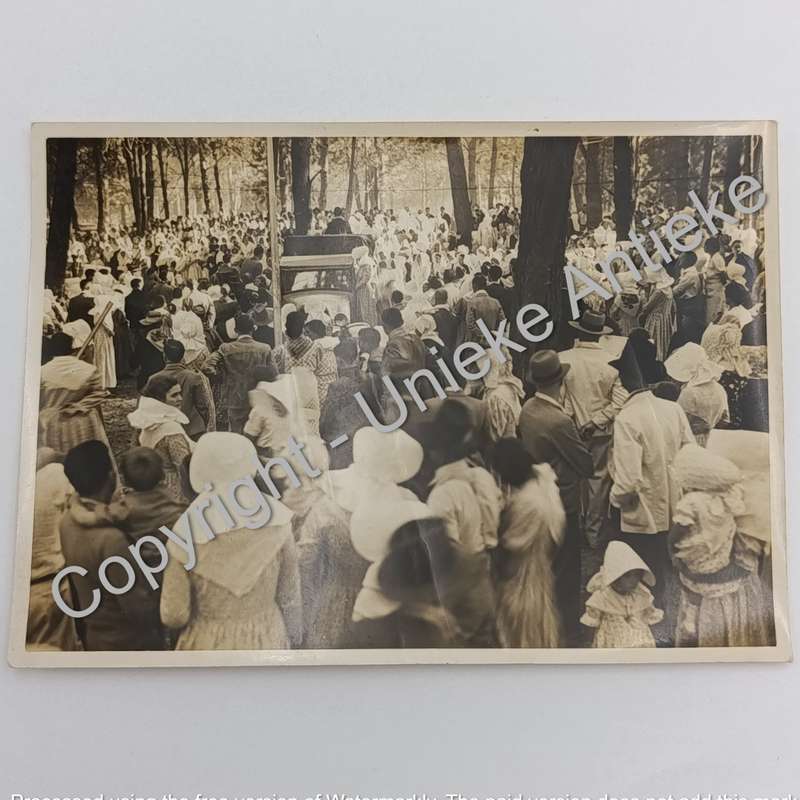 1938 Voortrekker Century oxwagon Trek - people coming together at Cecila drive near Paarl