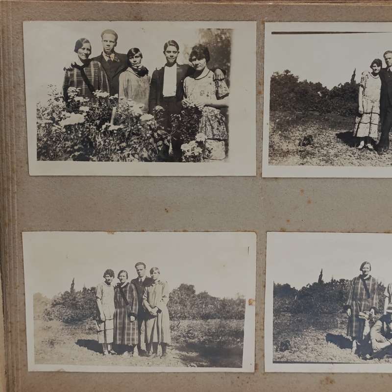 Book with over 60 vintage photos - Groot Brakrivier mentioned - Van Wyk family