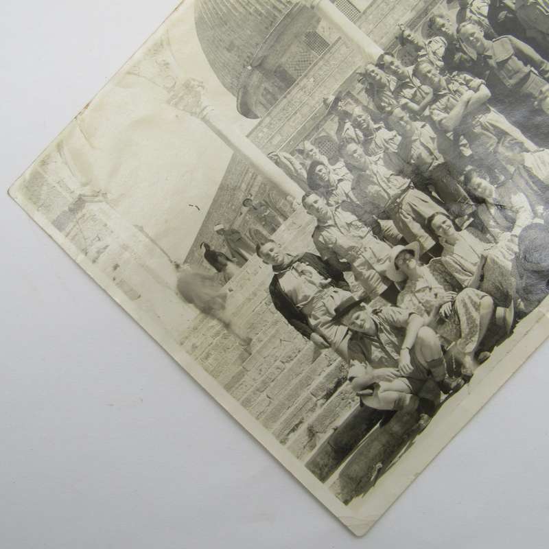 Photo taken May 1942 during WW2 in Jerusalem - some South African nurses and servicemen