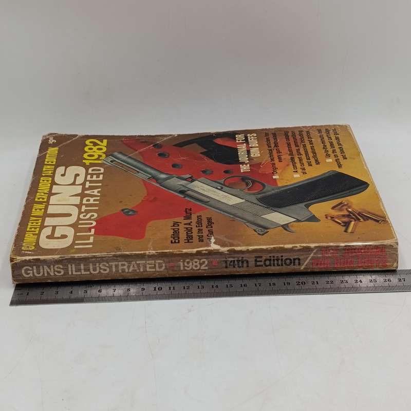 Guns Illustrated 1982 edition by Harold Murtz well used