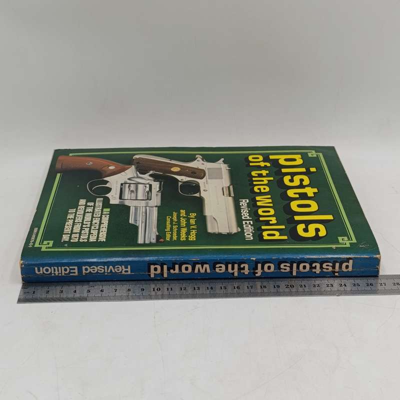 Pistols of the world by Hogg & weeks 1982 Revised edition