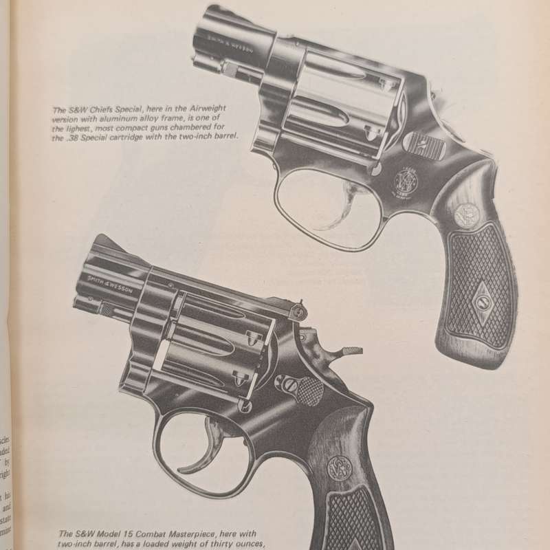 3rd Edition Law Enforcement  Handgun digest - Guide to Police weapons
