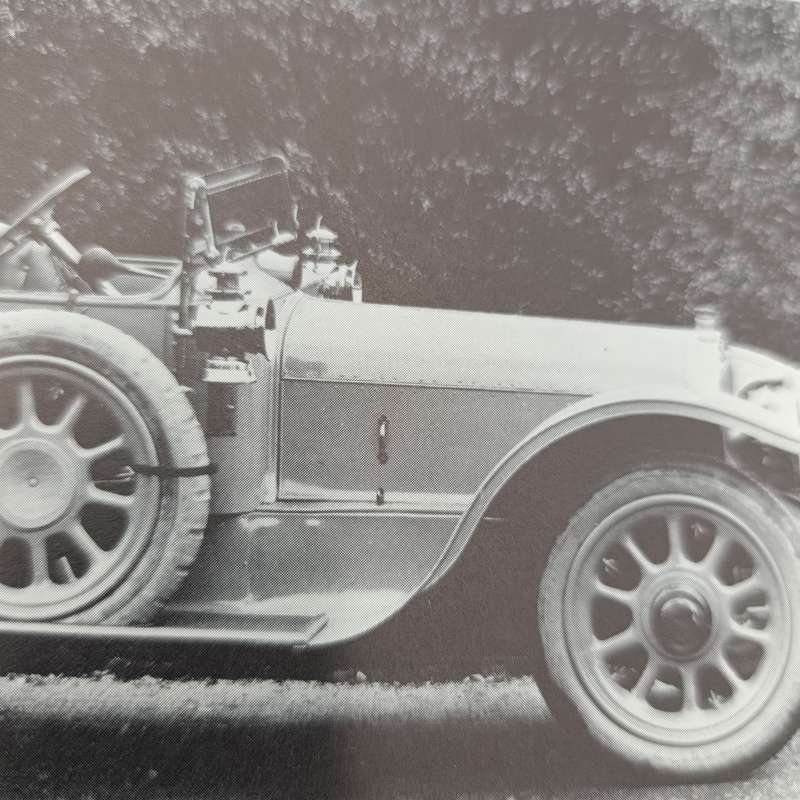 CARS and Coachbuilding - One hundred years of Road Vehicle development - George Oliver 1981 edition