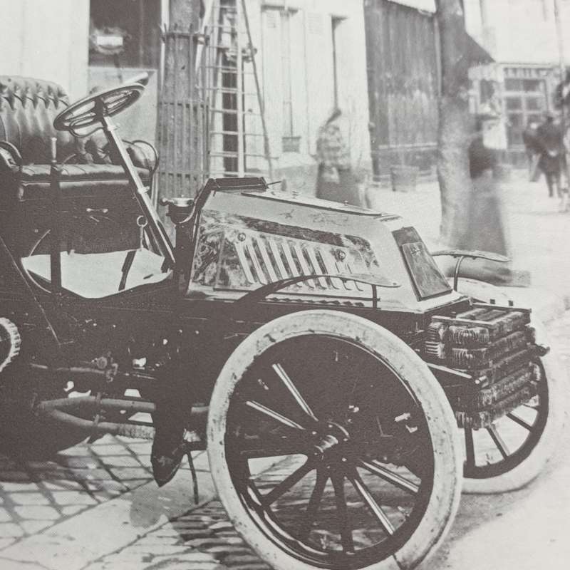 CARS and Coachbuilding - One hundred years of Road Vehicle development - George Oliver 1981 edition
