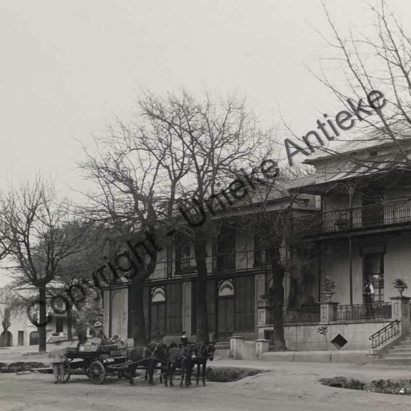 Antique photo taken at Zomerlust plein in Paarl - circa late 1800's