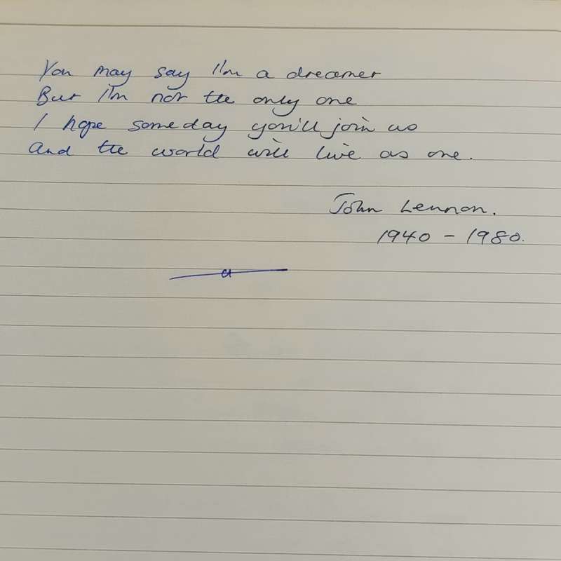 Brochure for the Des & Dawn Lindberg show Lennon signed by most of the Stars of the show
