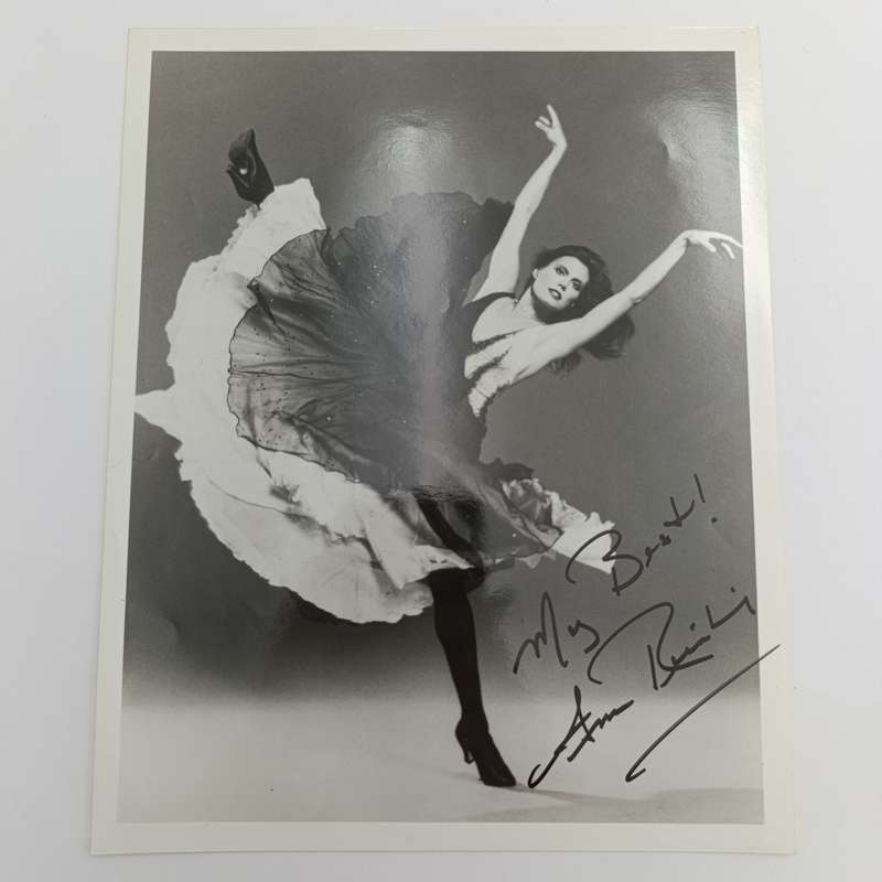 Original signed photo - actress Ann Reinking