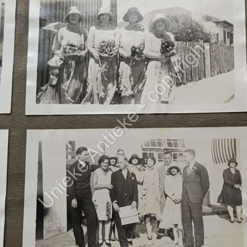 Album with about 200 photos Dating from 1930