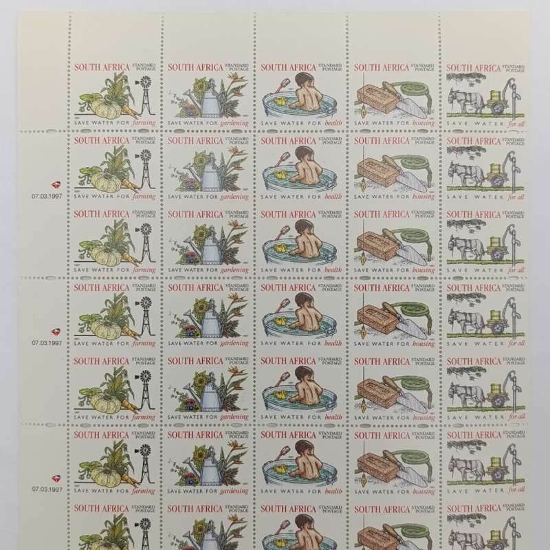 Full page of 1997 South Africa standard postage stamps with every second row perfaration missing (50