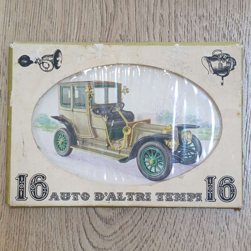 Set of 16 Auto D'Altri Tempi postcards in original holder - vintage cars