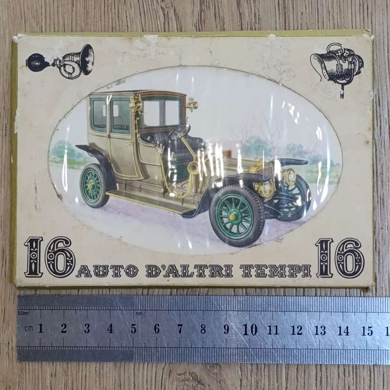 Set of 16 Auto D'Altri Tempi postcards in original holder - vintage cars
