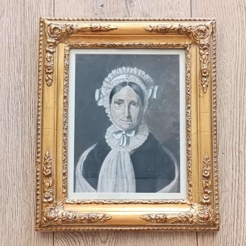 Antique pastel painting by unknown Artist in beautiful frame