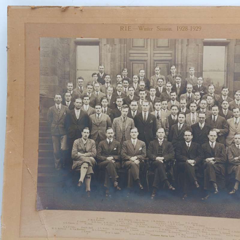 RIE Winter Session 1928-1929 group photo with names - taken in Bruntsfield, Edinburgh
