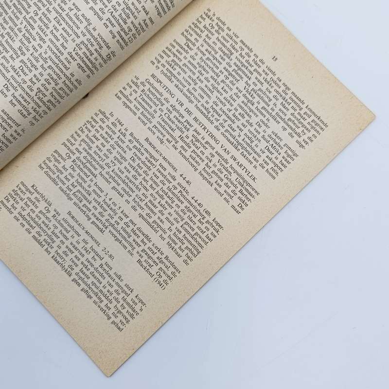 1951 Wetenskaplike pamfelt - Swartvleksiekte by sitrus in Suid-Afrika