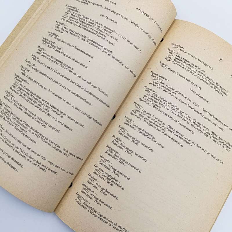 1951 Wetenskaplike pamfelt - Swartvleksiekte by sitrus in Suid-Afrika
