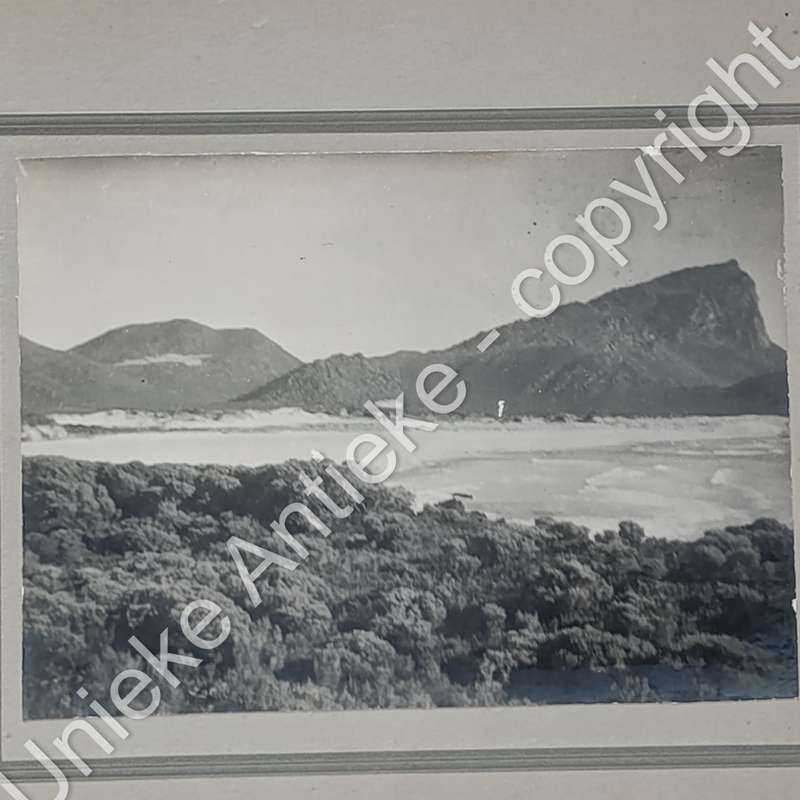 Lot of photos Roux family camping at Koeelbaai circa late 1920/early 1930
