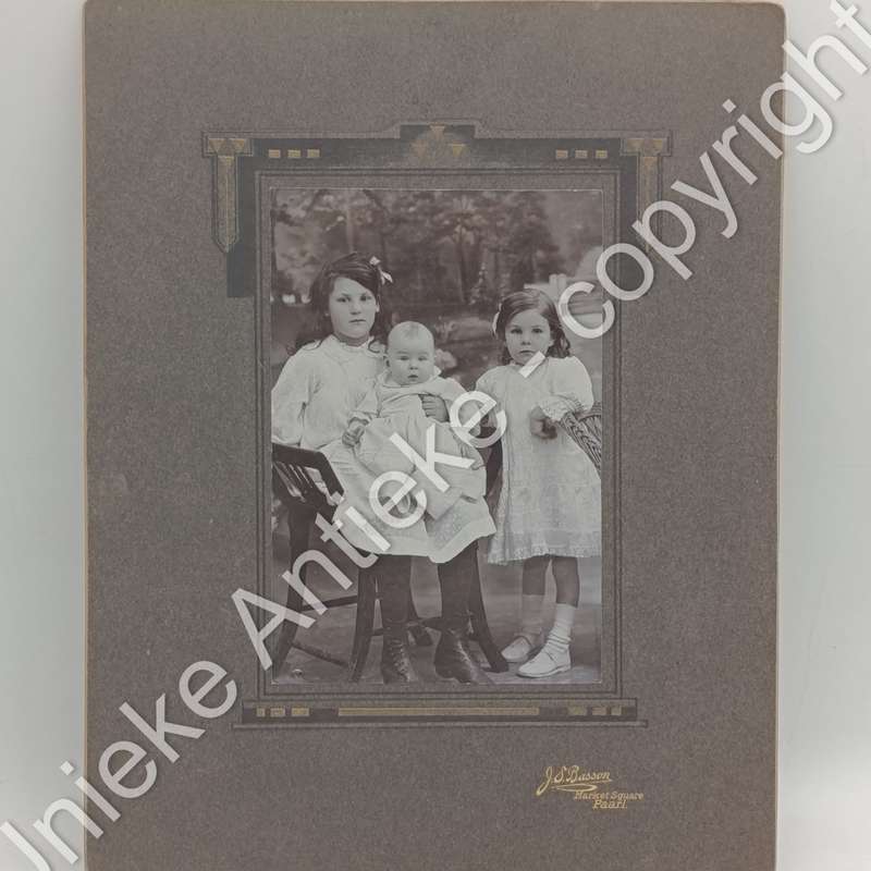 Antique photo circa +- 1905 - Roux children - Paarl - Taken by JS Basson
