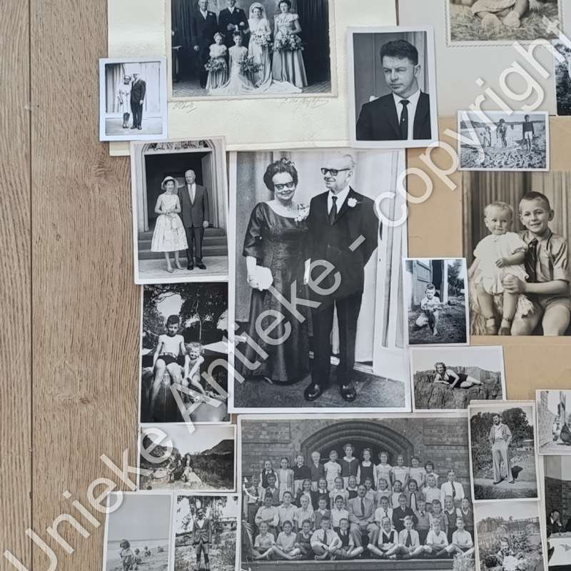 Lot of 35 vintage photos - Roux family