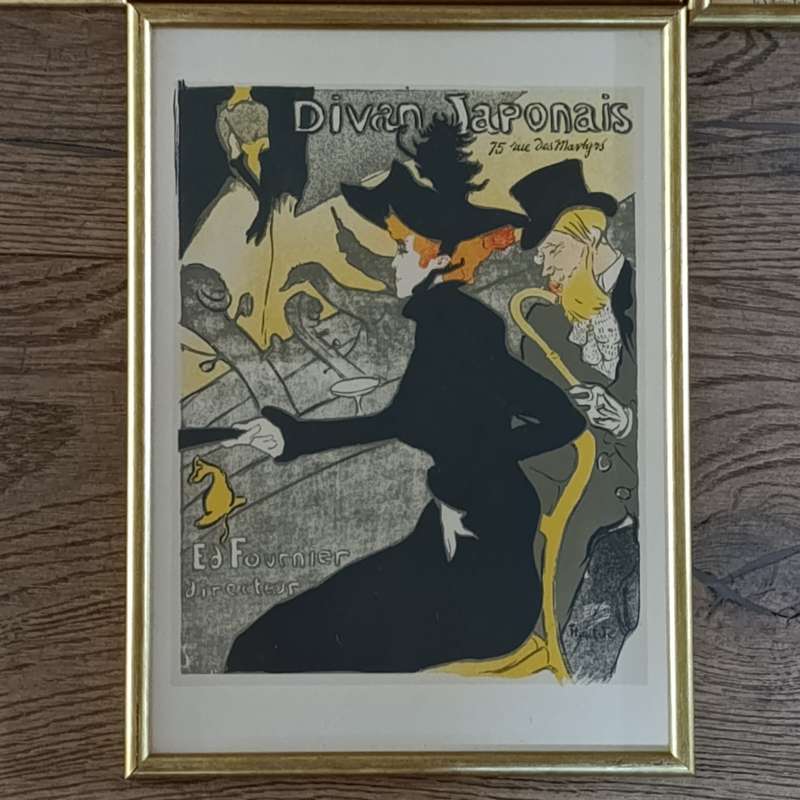 Lot of 4 vintage framed posters ftrom Paris