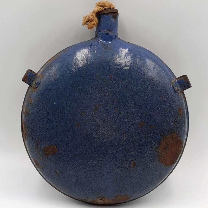 Boer War Pattern 1895 enamel water bottle - initially owned by Jannie Smuts